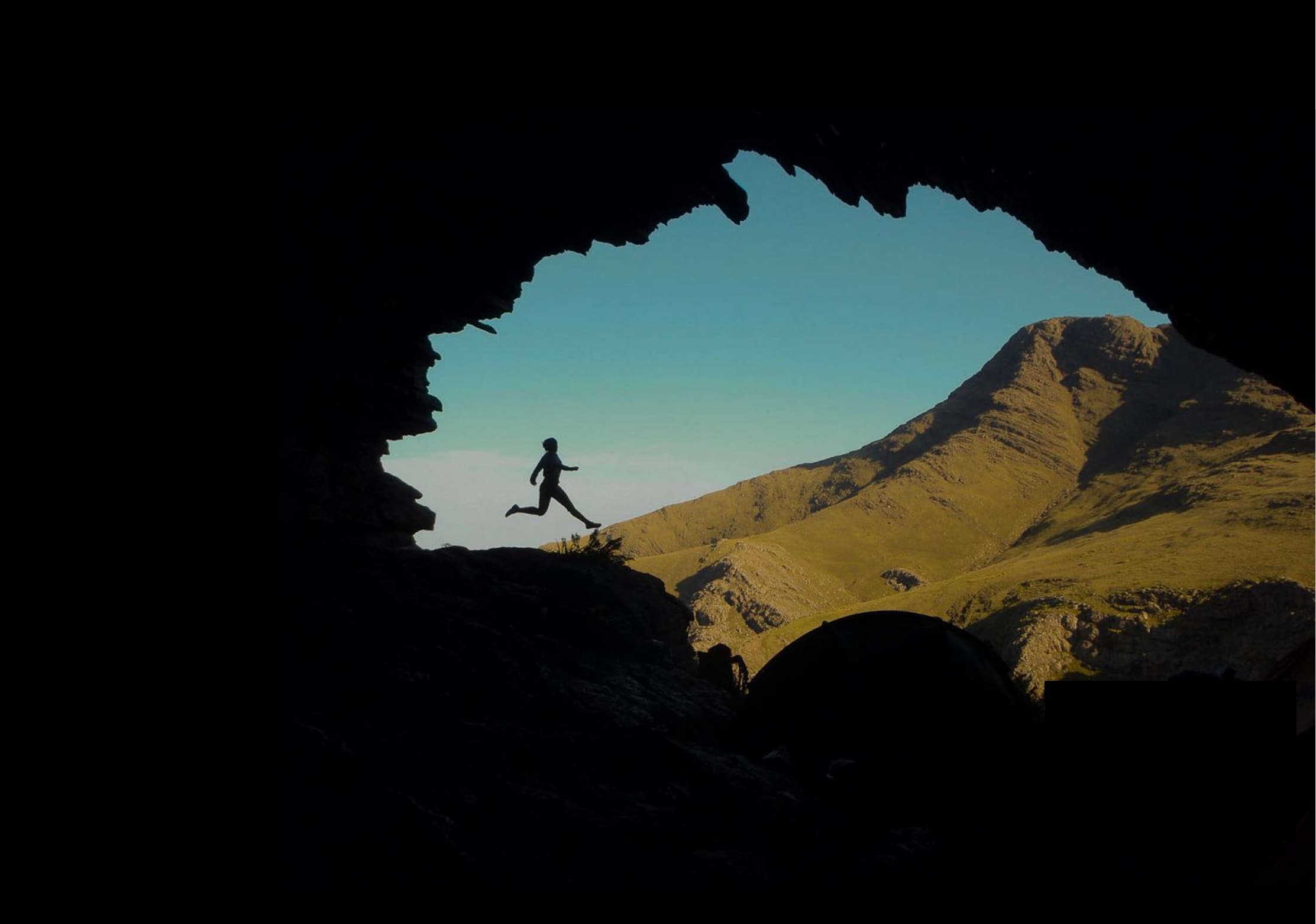 cardones - complejo de cabañas ubicado en Los jazmines y las Madreselvas, Cerro Ceferino, sierra de la ventana