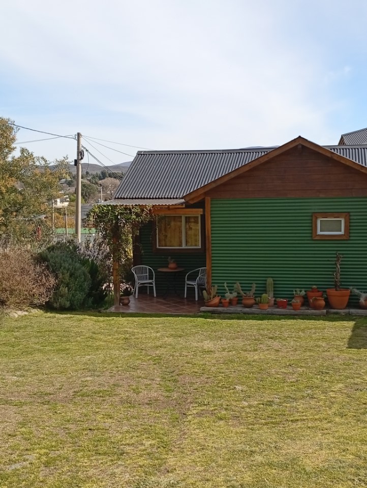cardones - complejo de cabañas Cerro Ceferino sierra de la ventana