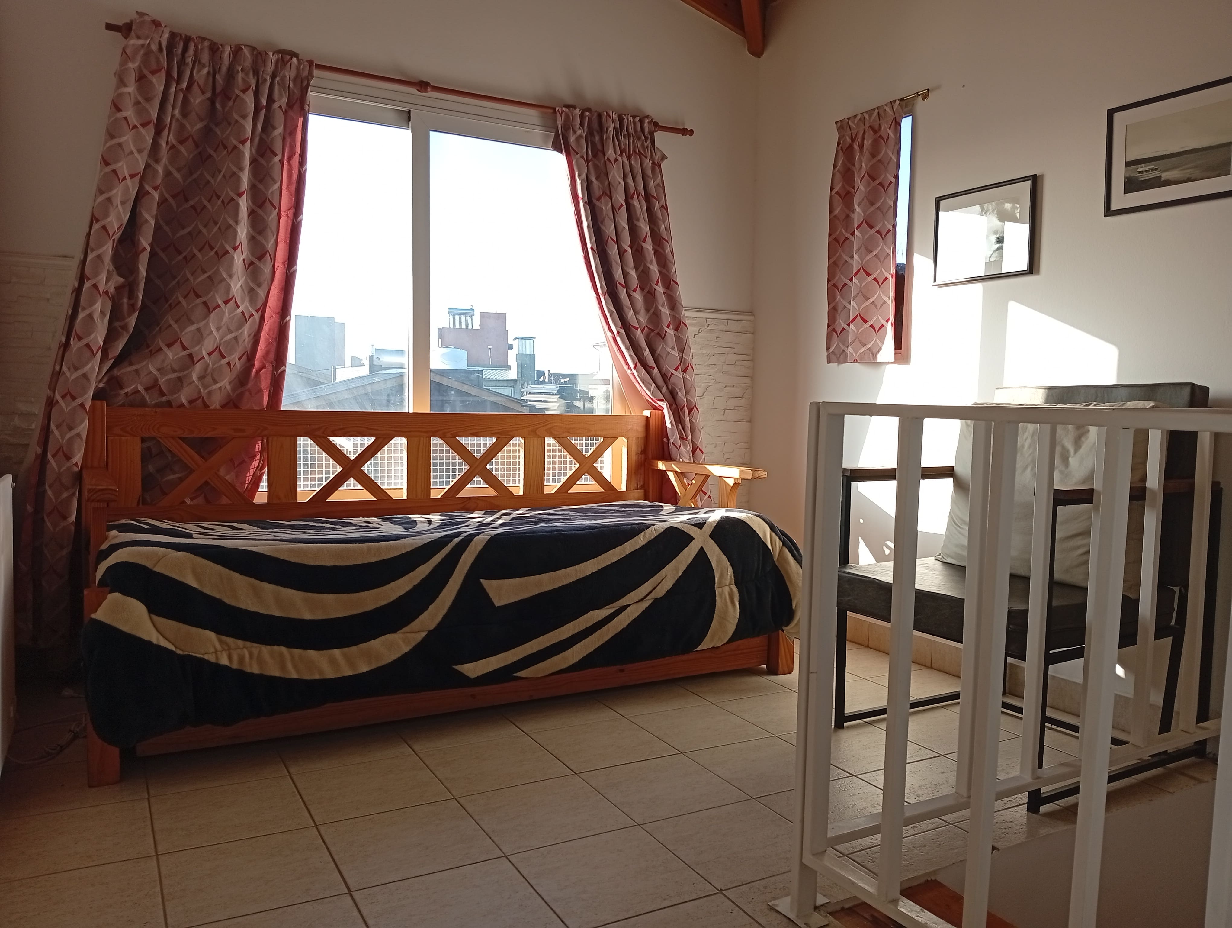 cardones - complejo de cabañas Cerro Ceferino sierra de la ventana