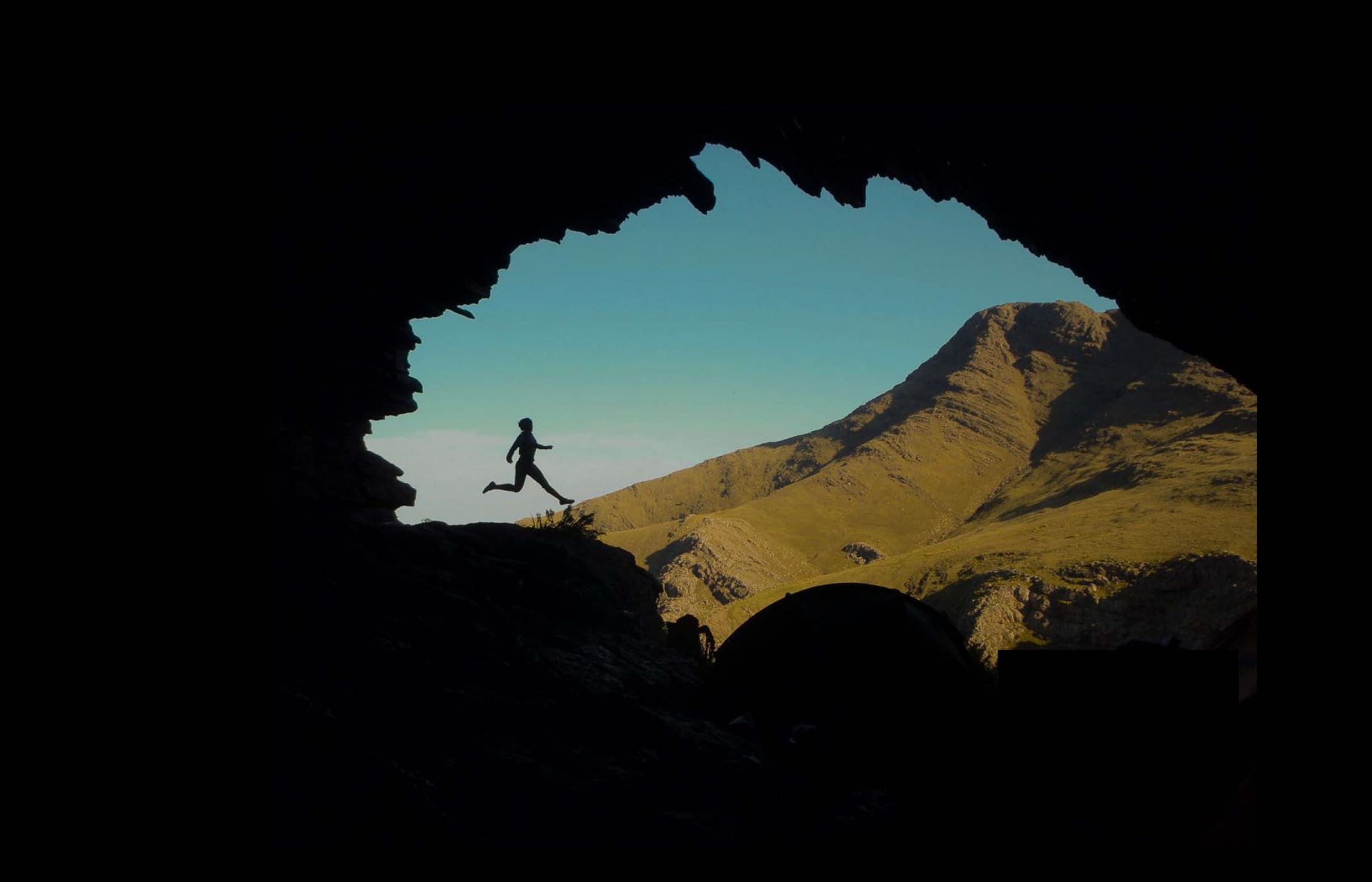 cardones - complejo de cabañas ubicado en Los jazmines y las Madreselvas, Cerro Ceferino, sierra de la ventana